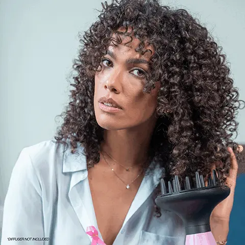 DIFFUSER NOT INCLUDED. 21 YEARS SUPPORTING BREAST CANCER CHARITIES GLOBALLY WITH OVER 24 MILLION POUND RAISED.