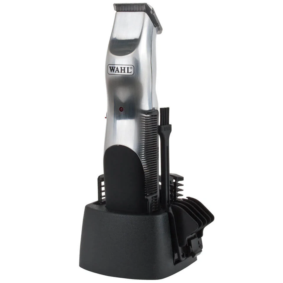 Wahl Groomsman Mains/Rech Trimmer Image 1