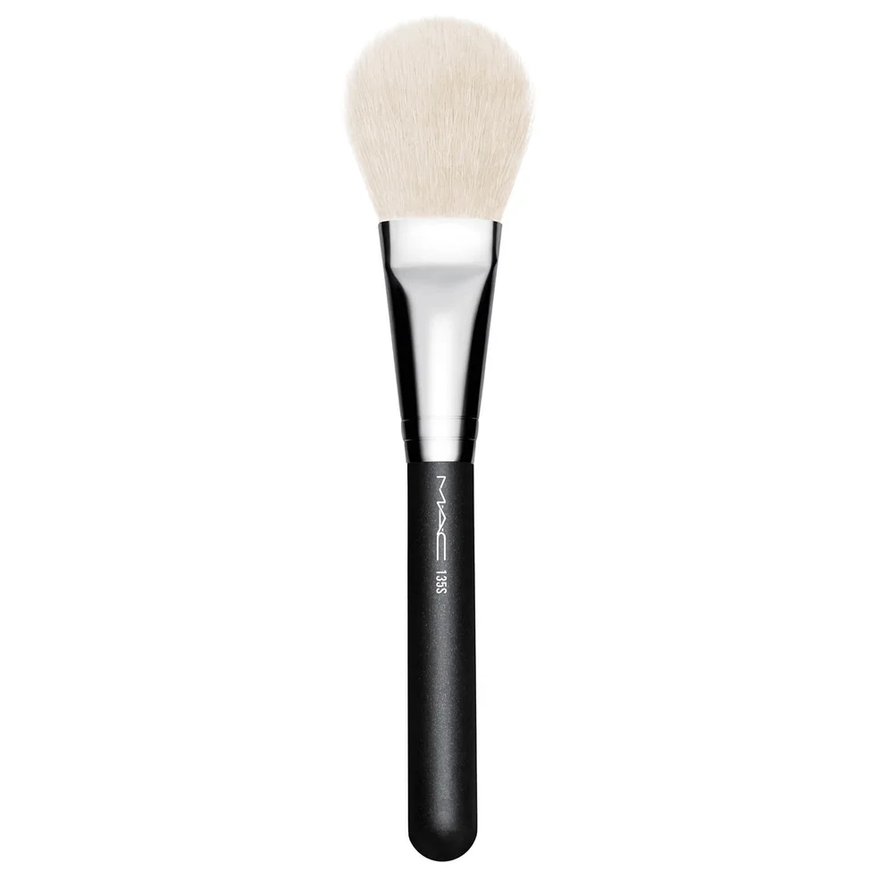 MAC 135S Large Flat Powder Brush Image 1