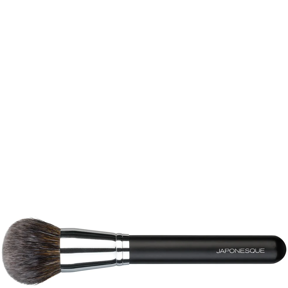 Japonesque Domed Powder Brush Image 1