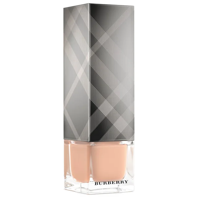 Burberry Fresh Glow Foundation 30ml (Various Shades)