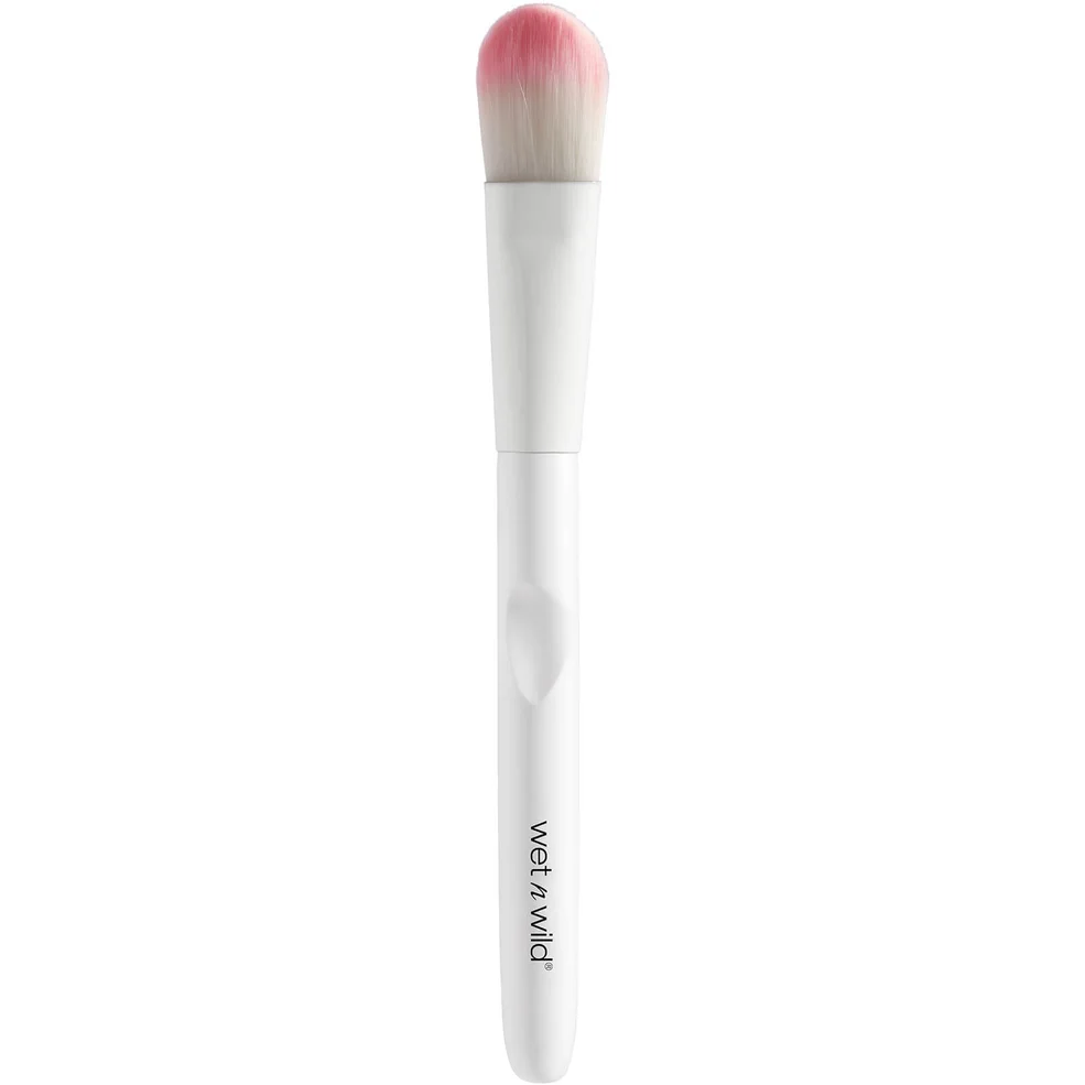 wet n wild Foundation Makeup Brush Image 1