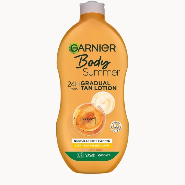 Garnier Summer Body Hydrating Gradual Tan Moisturiser Light 400ml