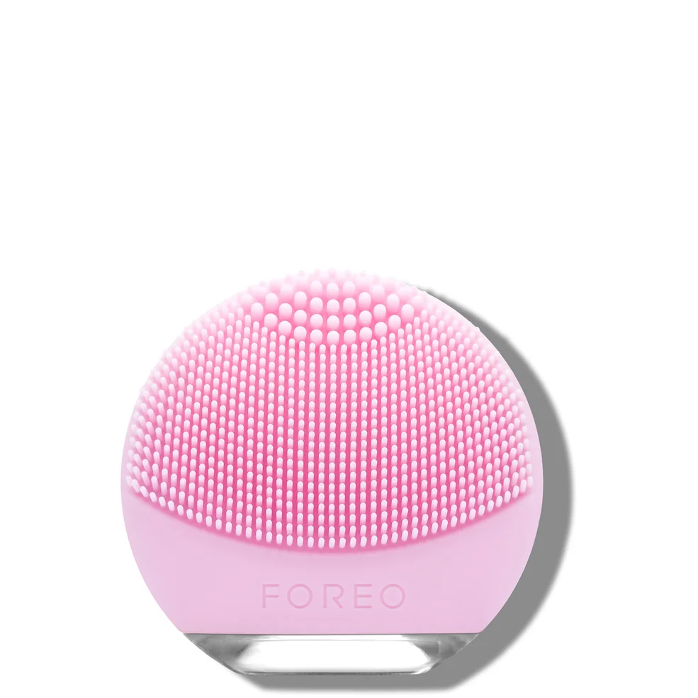 FOREO LUNA™ go for Normal Skin Image 1