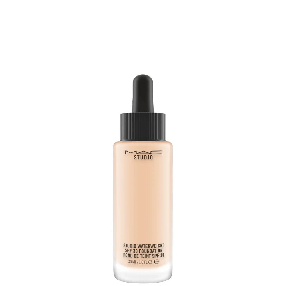 MAC Studio Waterweight SPF 30/PA++ Foundation (Various Shades) Image 1