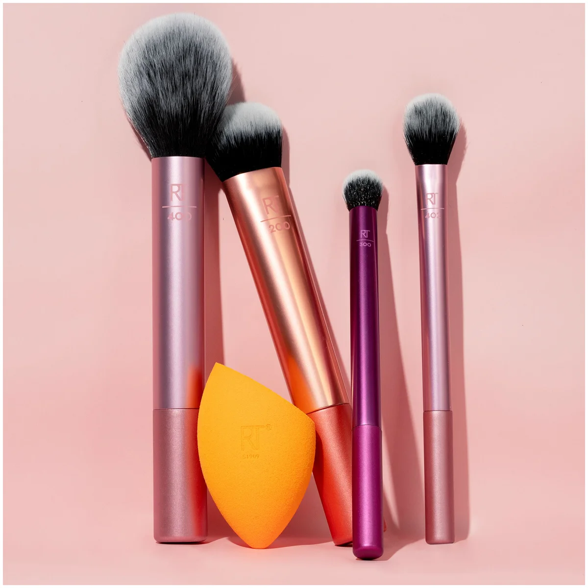 Real Techniques Everyday Essentials (Worth £35) LOOKFANTASTIC