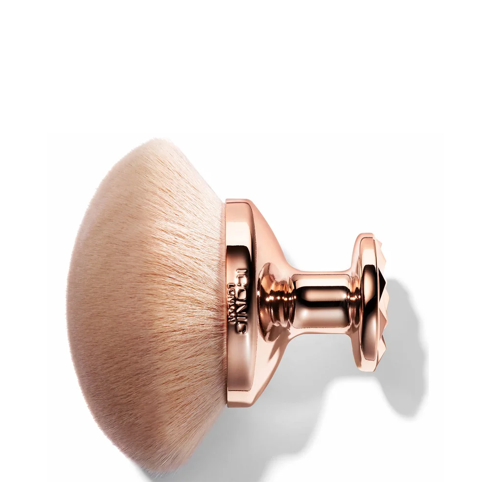 ICONIC London Pro Puff Bronzer Brush Image 1