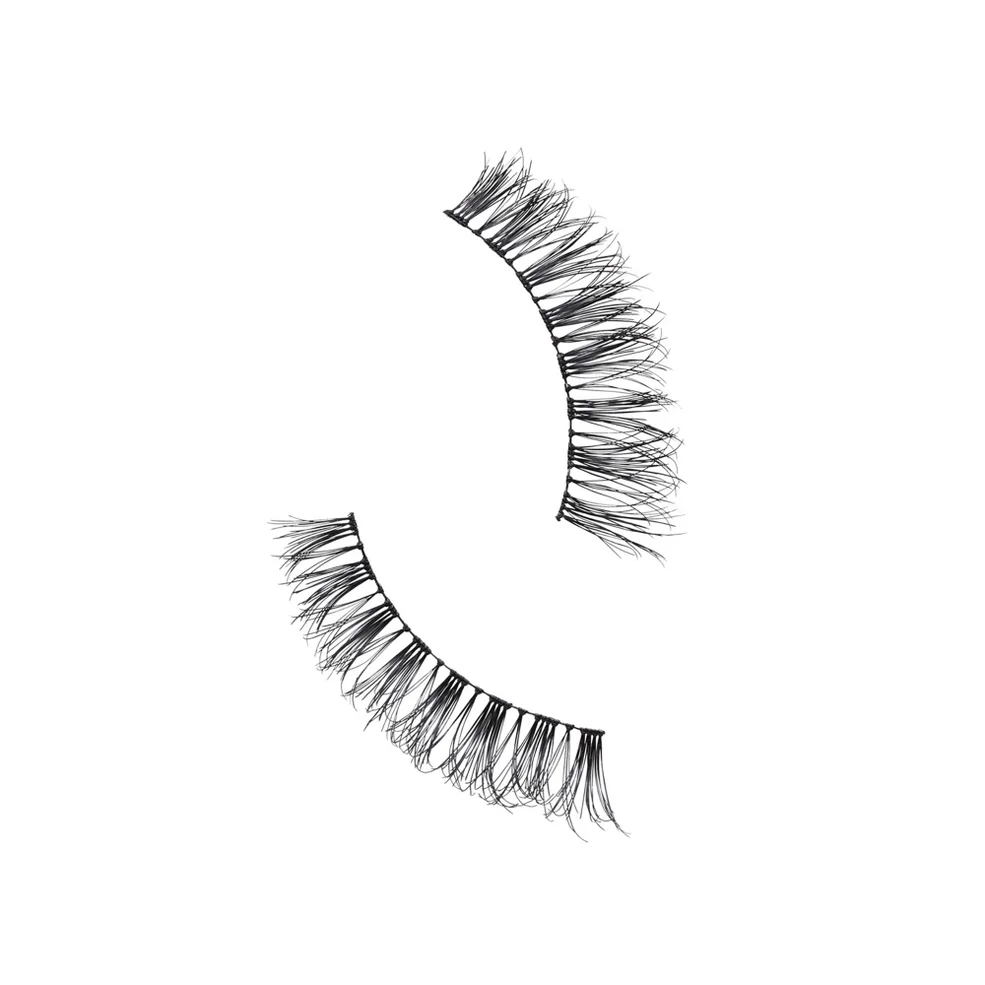 MAC False Lash - 80 Romantic Lash Image 1