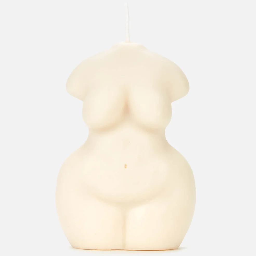 Demi Candle - Elle Image 1