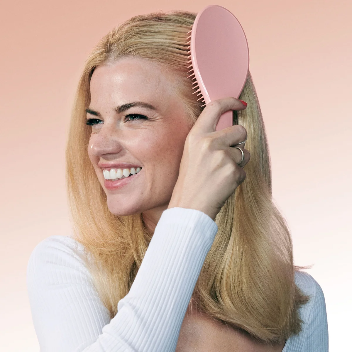 Tangle Teezer The Ultimate Styler Millennial Pink LOOKFANTASTIC