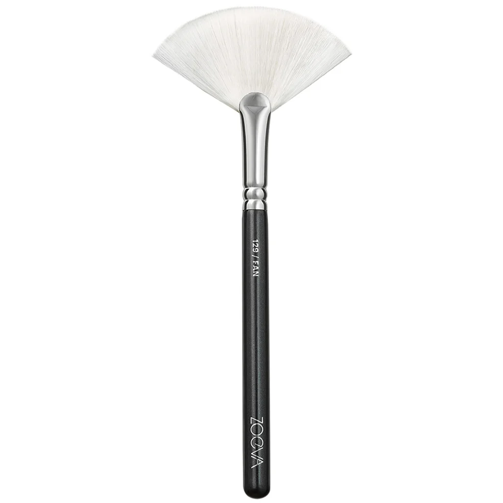 ZOEVA 129 Vegan Fan Brush Image 1