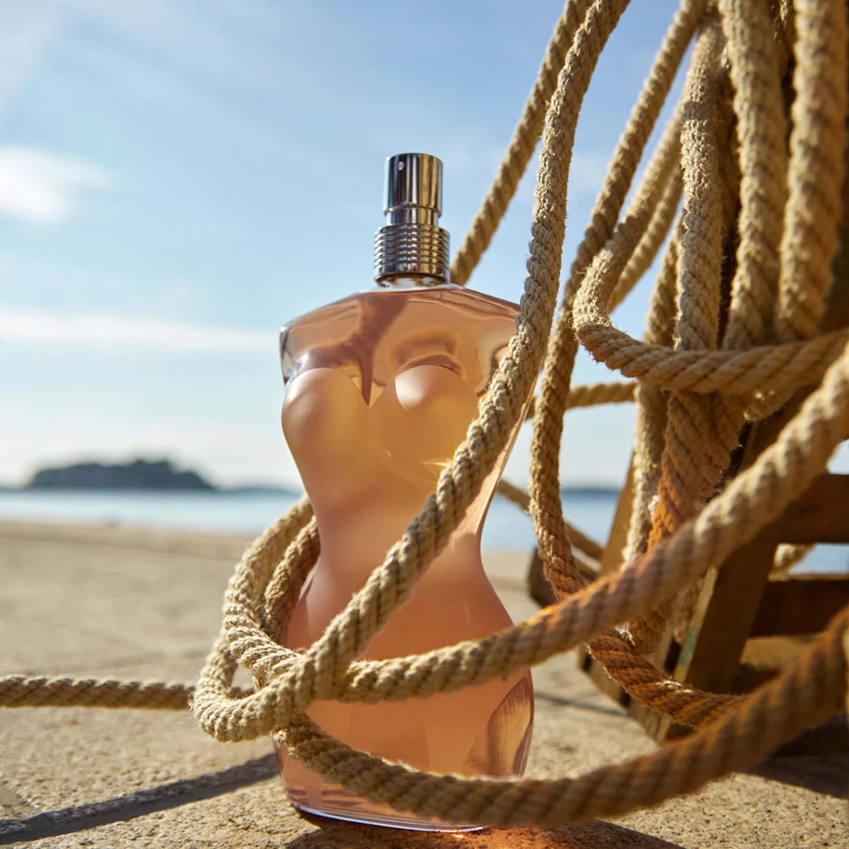 Jean Paul Gaultier Classique Eau de Toilette 30ml LOOKFANTASTIC