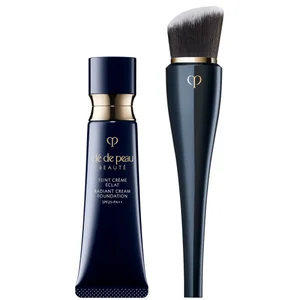 Clé de Peau Beauté Radiant Cream Foundation 21ml & High Coverage Foundation Brush (Various Shades) (Worth £188) - Shade BF00