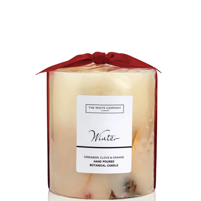 The White Company Winter Medium Botanical Candle 725g