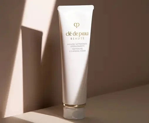Clé de Peau Cleansers