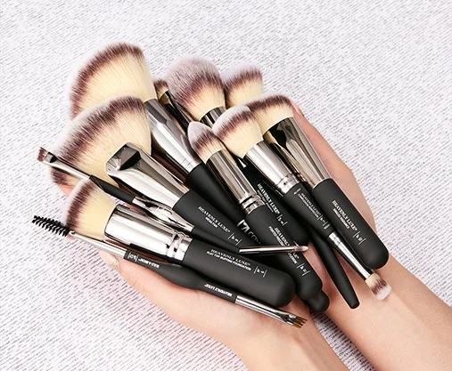 IT Cosmetics Brushes